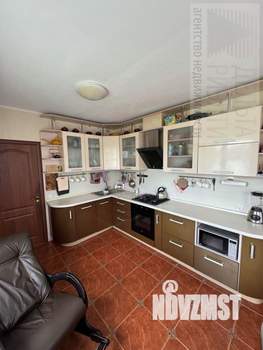 Коттедж 160м², 2-этажный, участок 6 сот.  