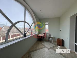 Дом 328м², 2-этажный, участок 9 сот.  