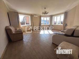 Коттедж 194м², 2-этажный, участок 7 сот.  