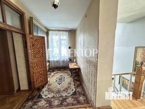 Коттедж 358м², 3-этажный, участок 7 сот.  