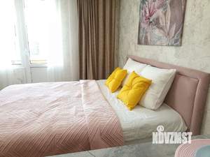 Студия квартира, посуточно, 31м2, 3/18 этаж