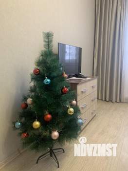 1-к квартира, посуточно, 39м2, 8/10 этаж