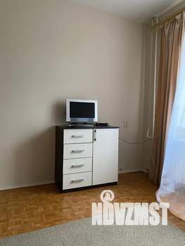 1-к квартира, посуточно, 41м2, 1/10 этаж