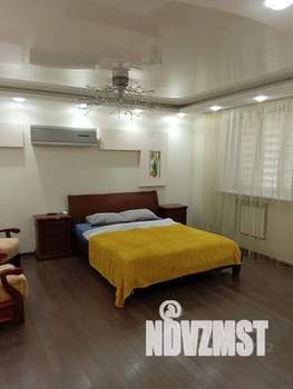 1-к квартира, посуточно, 65м2, 4/10 этаж