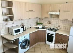 1-к квартира, посуточно, 42м2, 1/1 этаж