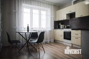 2-к квартира, посуточно, 60м2, 1/1 этаж