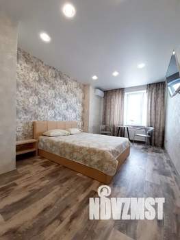 1-к квартира, посуточно, 38м2, 21/21 этаж