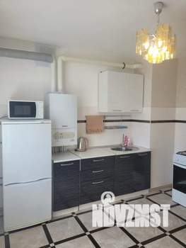 1-к квартира, посуточно, 40м2, 8/12 этаж