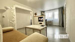 2-к квартира, посуточно, 47м2, 1/1 этаж