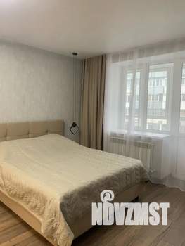 1-к квартира, посуточно, 37м2, 7/14 этаж