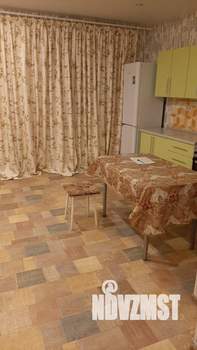 Студия квартира, на длительный срок, 43м2, 5/9 этаж