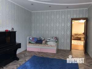 4-к квартира, на длительный срок, 157м2, 2/5 этаж