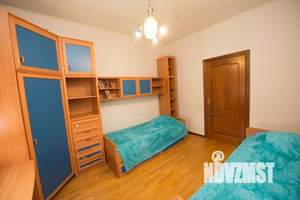 3-к квартира, посуточно, 100м2, 1/1 этаж