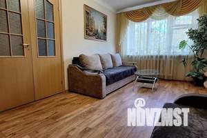 2-к квартира, посуточно, 48м2, 2/5 этаж