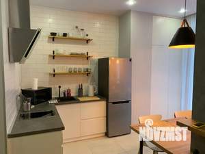 1-к квартира, посуточно, 54м2, 4/10 этаж