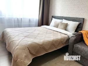 1-к квартира, посуточно, 32м2, 8/21 этаж