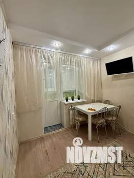 1-к квартира, посуточно, 40м2, 1/4 этаж