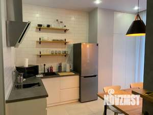 1-к квартира, посуточно, 54м2, 4/10 этаж