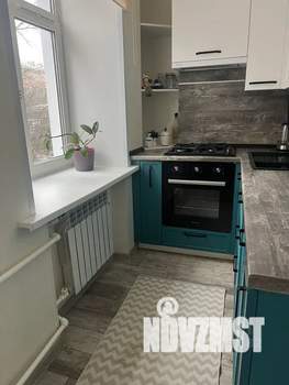 3-к квартира, посуточно, 40м2, 1/3 этаж