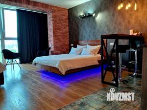 Студия квартира, посуточно, 36м2, 7/9 этаж