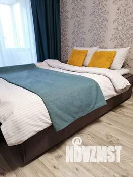 1-к квартира, посуточно, 42м2, 1/10 этаж