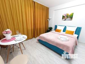 Студия квартира, посуточно, 30м2, 6/18 этаж