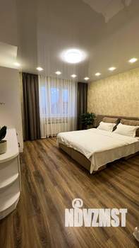 1-к квартира, посуточно, 35м2, 5/5 этаж
