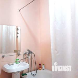 1-к квартира, посуточно, 41м2, 6/14 этаж