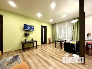 3-к квартира, посуточно, 54м2, 1/1 этаж