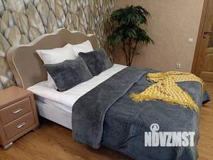 1-к квартира, посуточно, 34м2, 4/14 этаж