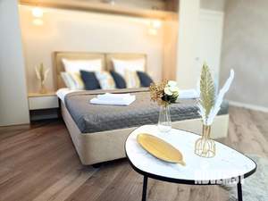 1-к квартира, посуточно, 52м2, 1/1 этаж