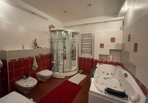 3-к квартира, на длительный срок, 120м2, 2/5 этаж