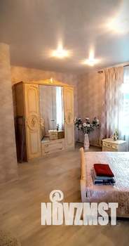 1-к квартира, посуточно, 50м2, 3/10 этаж