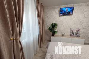 1-к квартира, посуточно, 30м2, 3/18 этаж