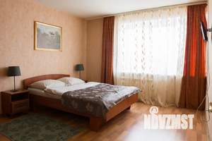 1-к квартира, посуточно, 40м2, 4/9 этаж