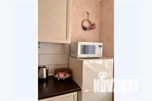 1-к квартира, посуточно, 42м2, 9/10 этаж