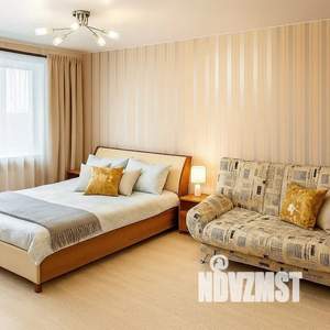 1-к квартира, посуточно, 42м2, 1/9 этаж