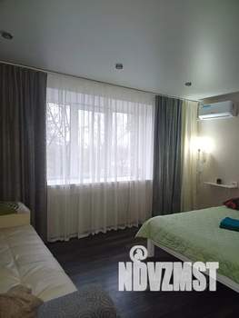 1-к квартира, посуточно, 38м2, 5/5 этаж