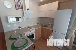 1-к квартира, посуточно, 32м2, 13/18 этаж