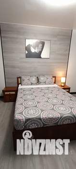 1-к квартира, посуточно, 40м2, 1/10 этаж