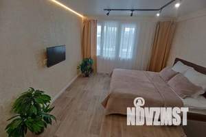 1-к квартира, посуточно, 30м2, 2/18 этаж