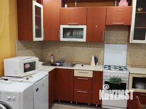 Студия квартира, посуточно, 30м2, 1/4 этаж