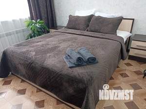 Студия квартира, посуточно, 28м2, 14/18 этаж