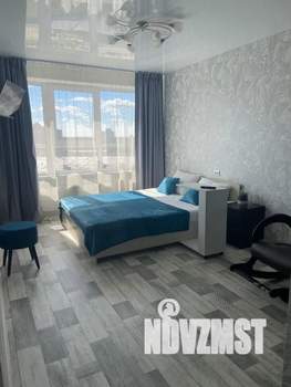 1-к квартира, посуточно, 33м2, 15/18 этаж