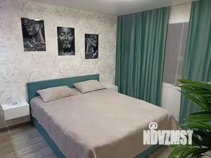 Студия квартира, посуточно, 31м2, 2/18 этаж