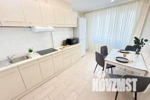 1-к квартира, посуточно, 46м2, 18/19 этаж