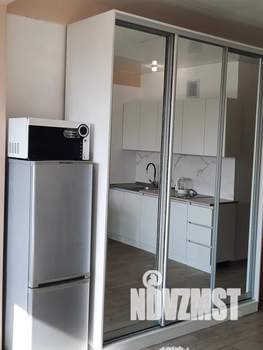 Студия квартира, посуточно, 30м2, 8/17 этаж