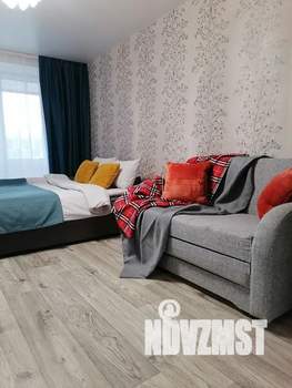 1-к квартира, посуточно, 42м2, 1/10 этаж