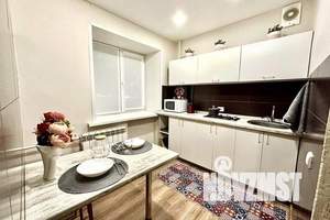 3-к квартира, посуточно, 54м2, 1/5 этаж