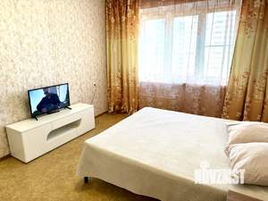 2-к квартира, посуточно, 65м2, 5/17 этаж